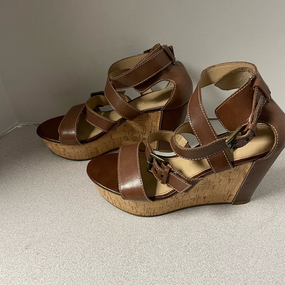 Super cool Marc Fisher Leather Wedge with Cork Heal.
